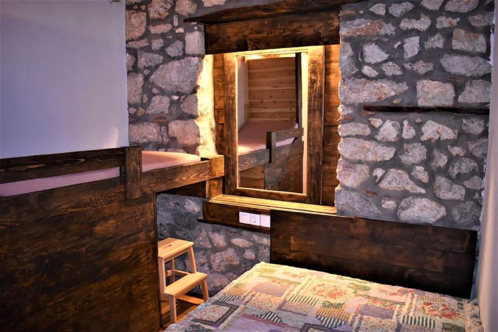 Μικρή Πέτρινη Μεζονέτα 2 Villa Lilaia Ngoại thất bức ảnh