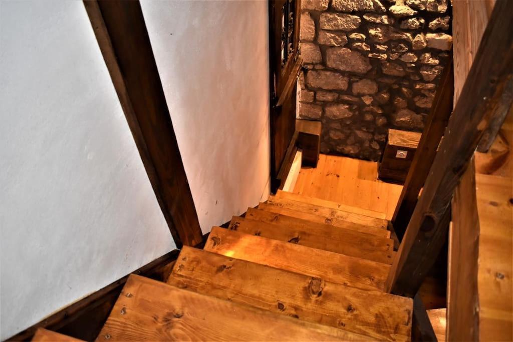 Μικρή Πέτρινη Μεζονέτα 2 Villa Lilaia Ngoại thất bức ảnh