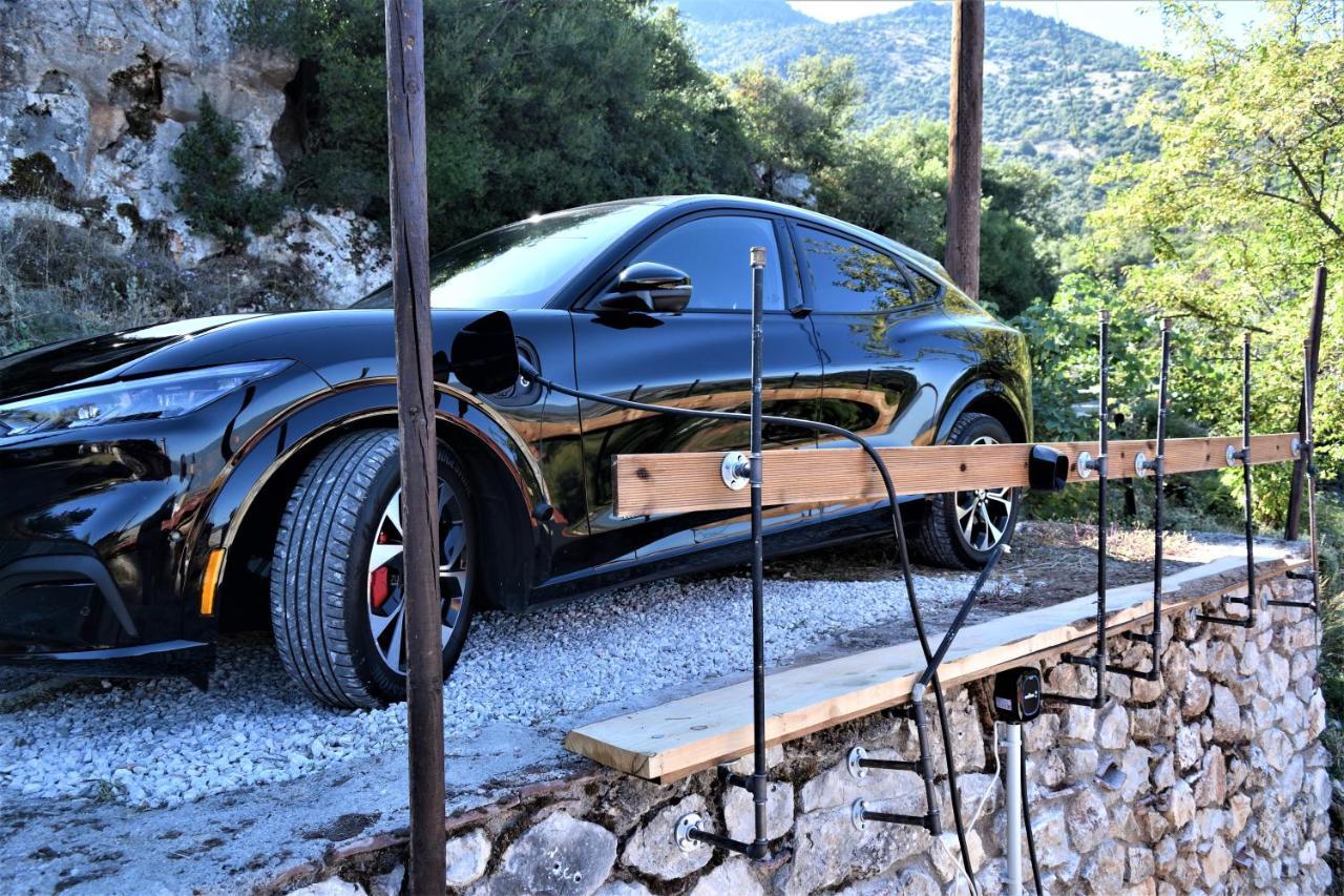 Μικρή Πέτρινη Μεζονέτα 2 Villa Lilaia Ngoại thất bức ảnh