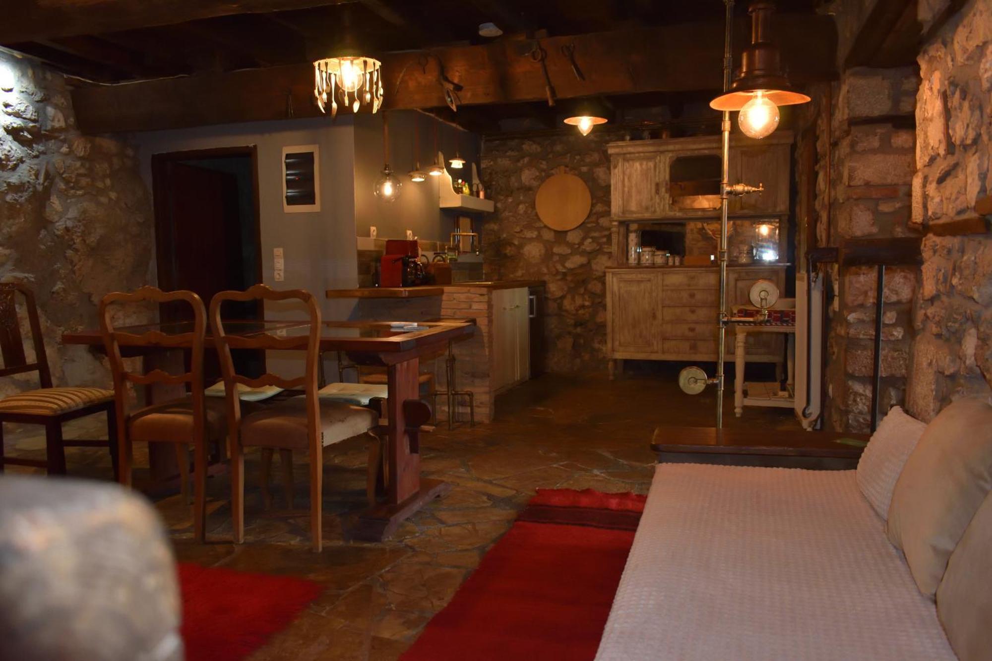 Μικρή Πέτρινη Μεζονέτα 2 Villa Lilaia Ngoại thất bức ảnh